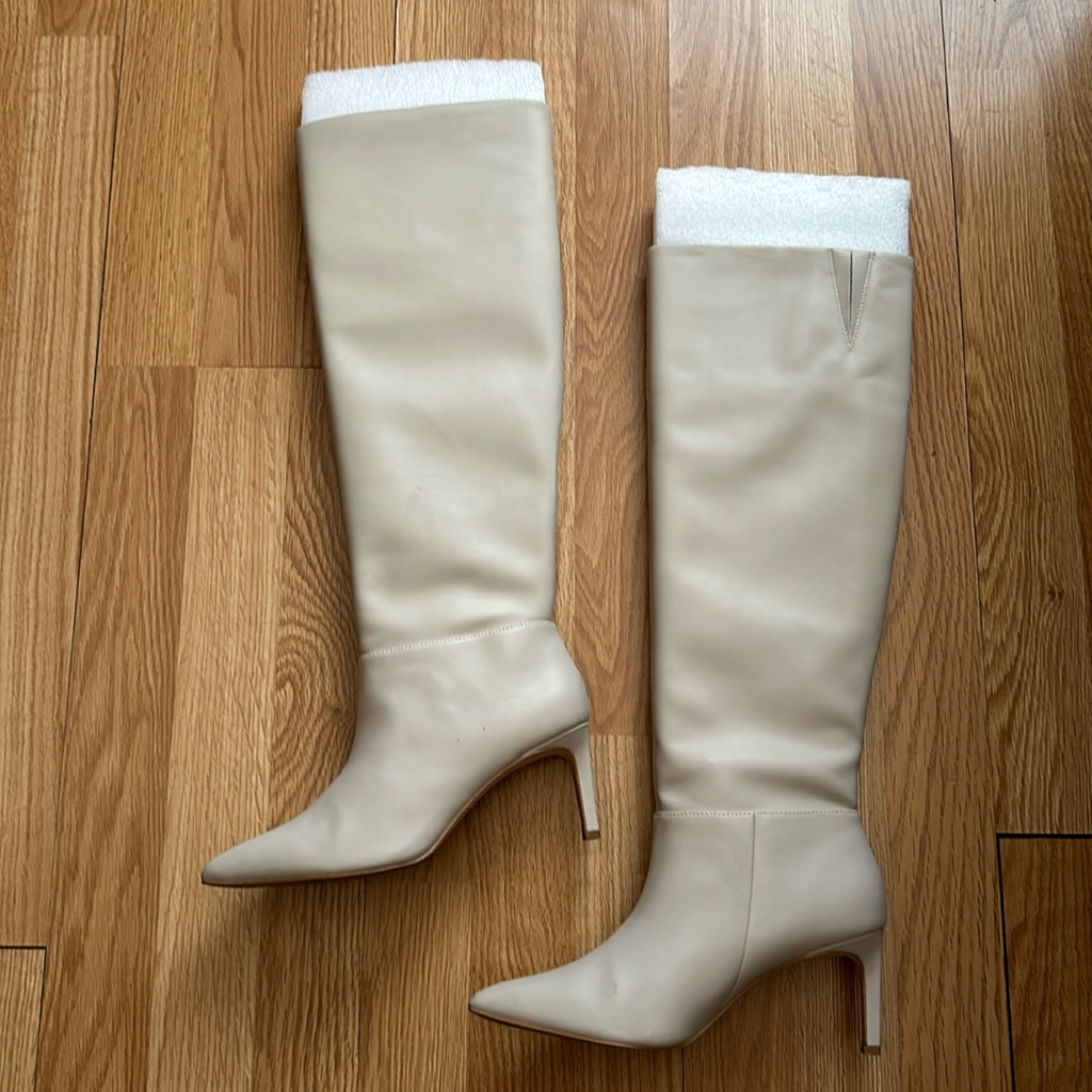 Bcbgeneration Off White Boots